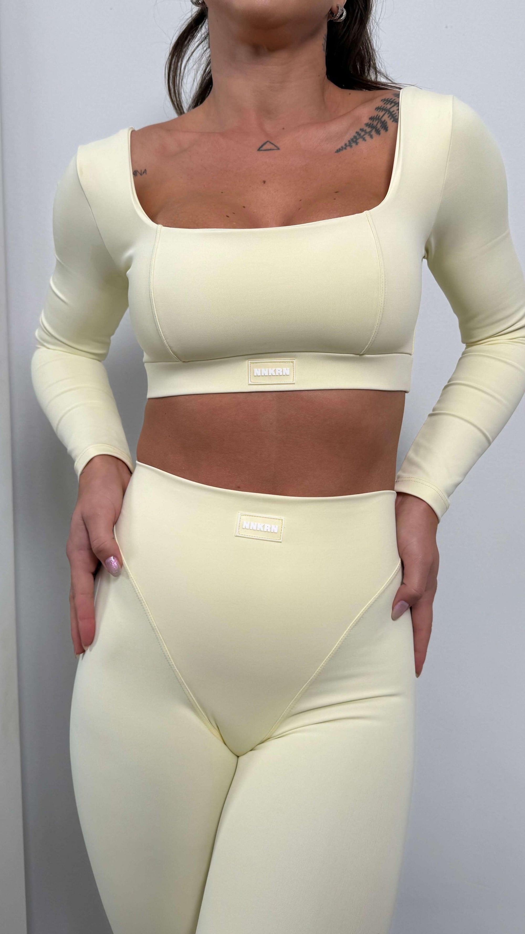 Conjunto Fitness Kim 4 Cores